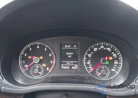 2015 Volkswagen Passat 1.8T Sel Premium z USA, uszkodzony, nr VIN 1VWCT7A31FC065918